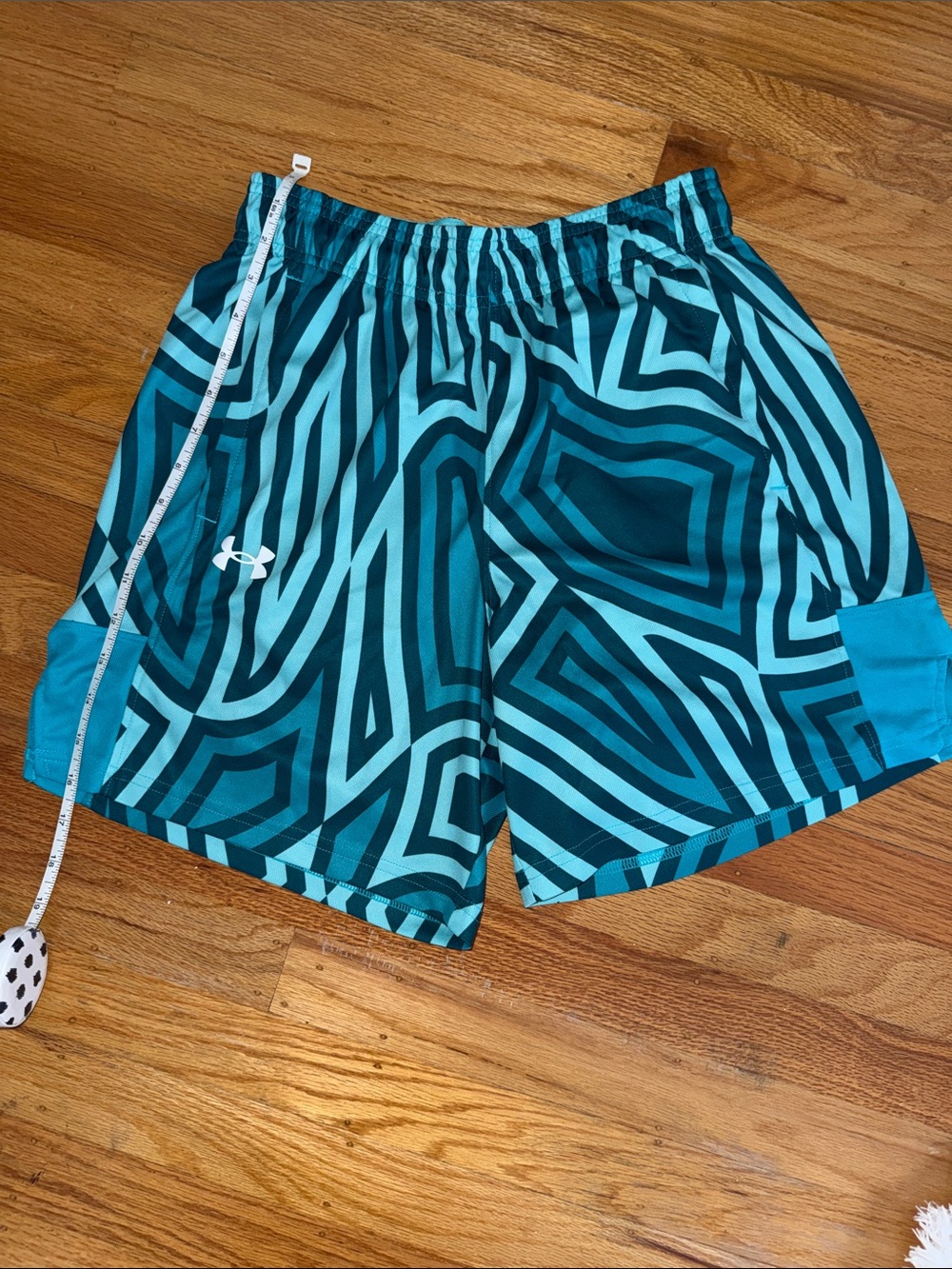 Under Armour Men’s Teal Geometric Print Athletic Shorts